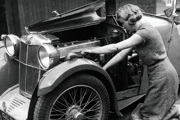 Desktop Homepage News MG F Type With Kitty Brunelw870px H580px