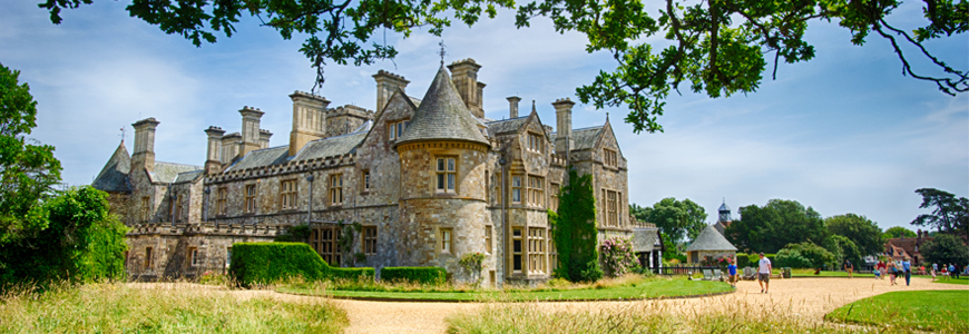 Desktop Thin Banner Palace House Exterior 870X300 (3)