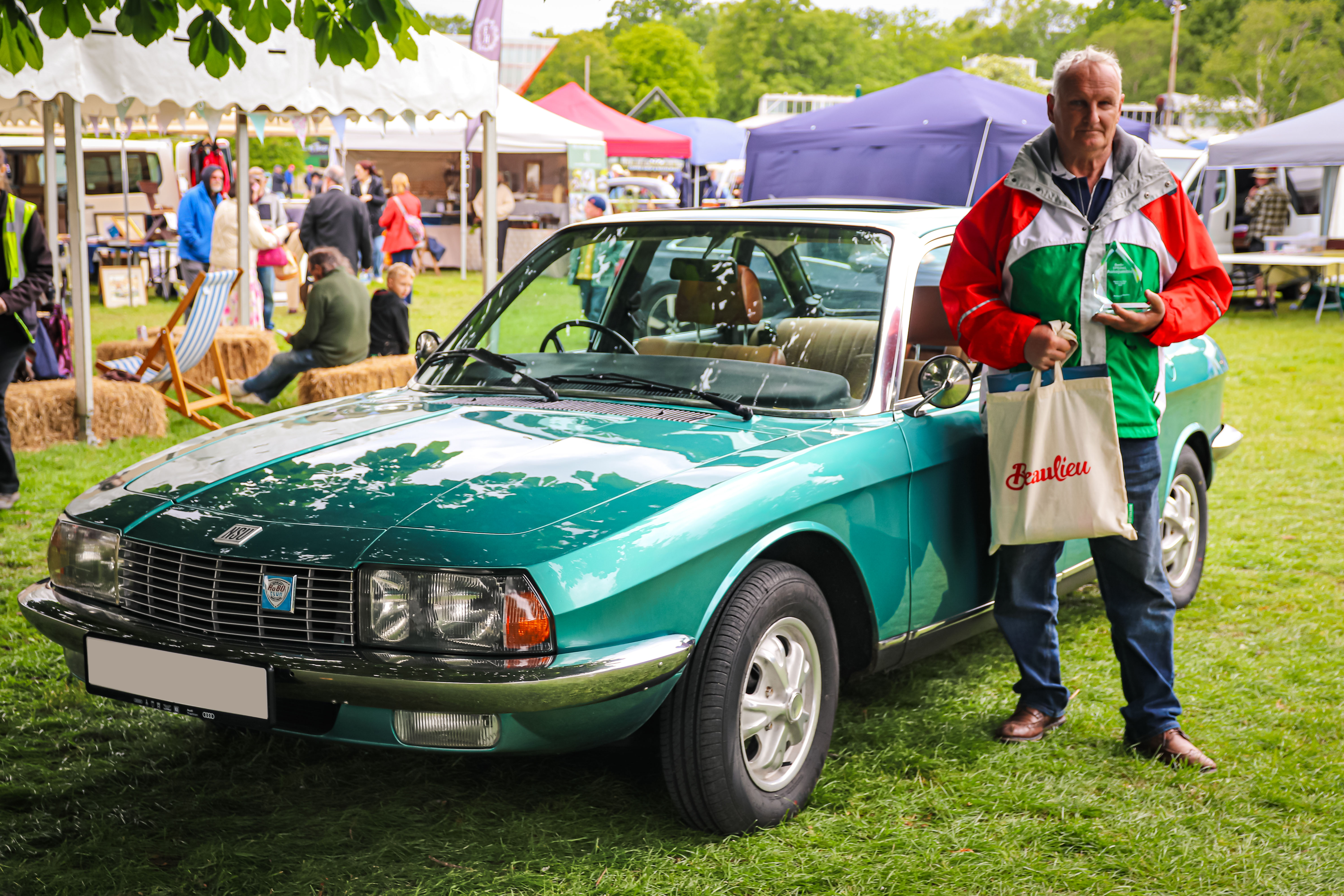 Show Favourite At The Classic Car Park In The Spring Autojumble