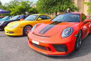 Simply Porsche Displays