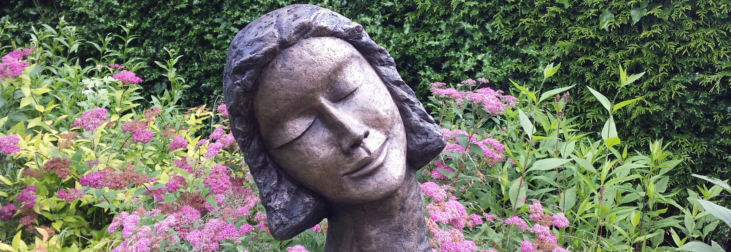 Sculpture At Beaulieu Kay Singla Dreams.Jpgw870px H300px Scaled