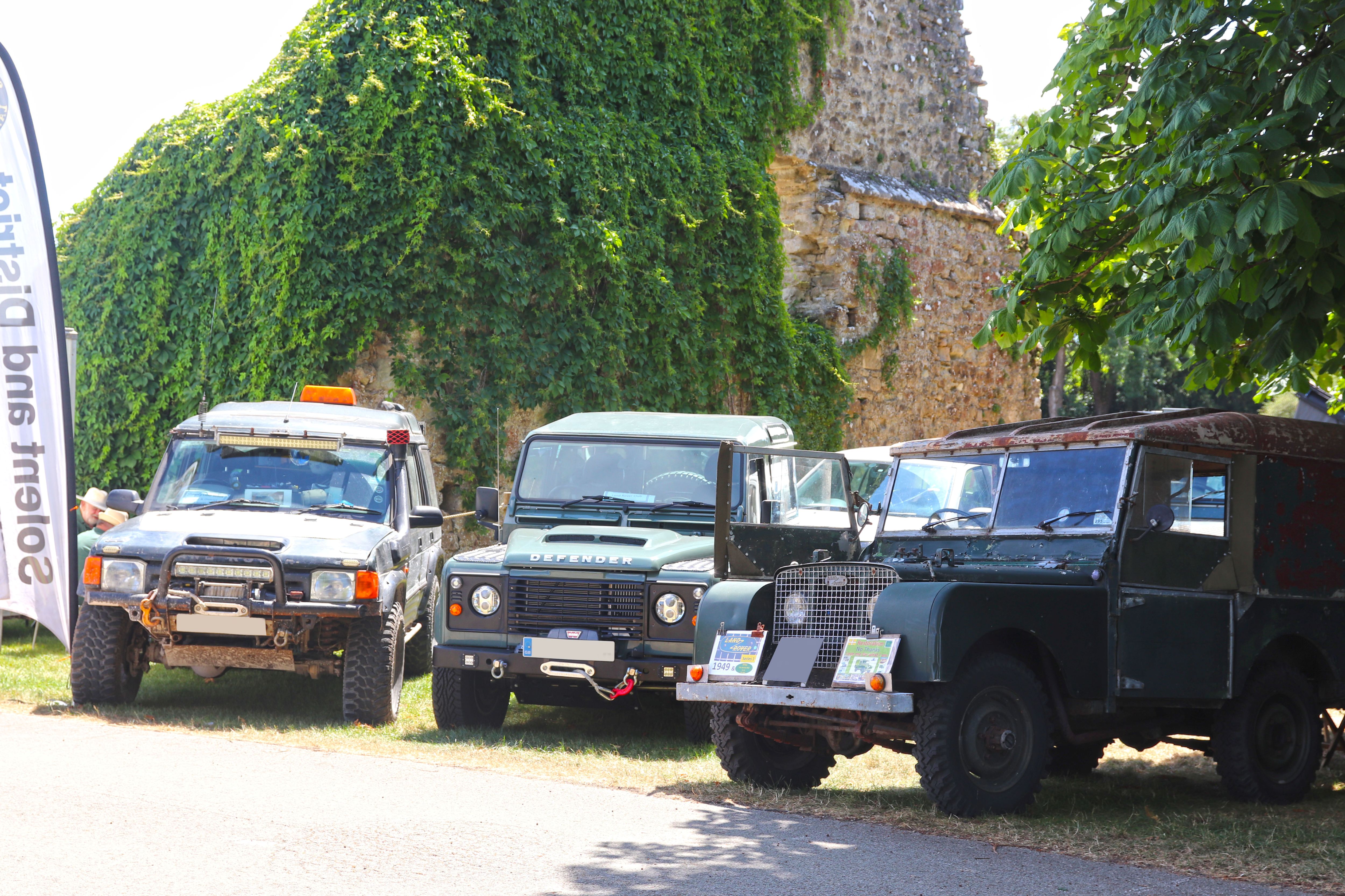 Simply Land Rover At Beaulieu
