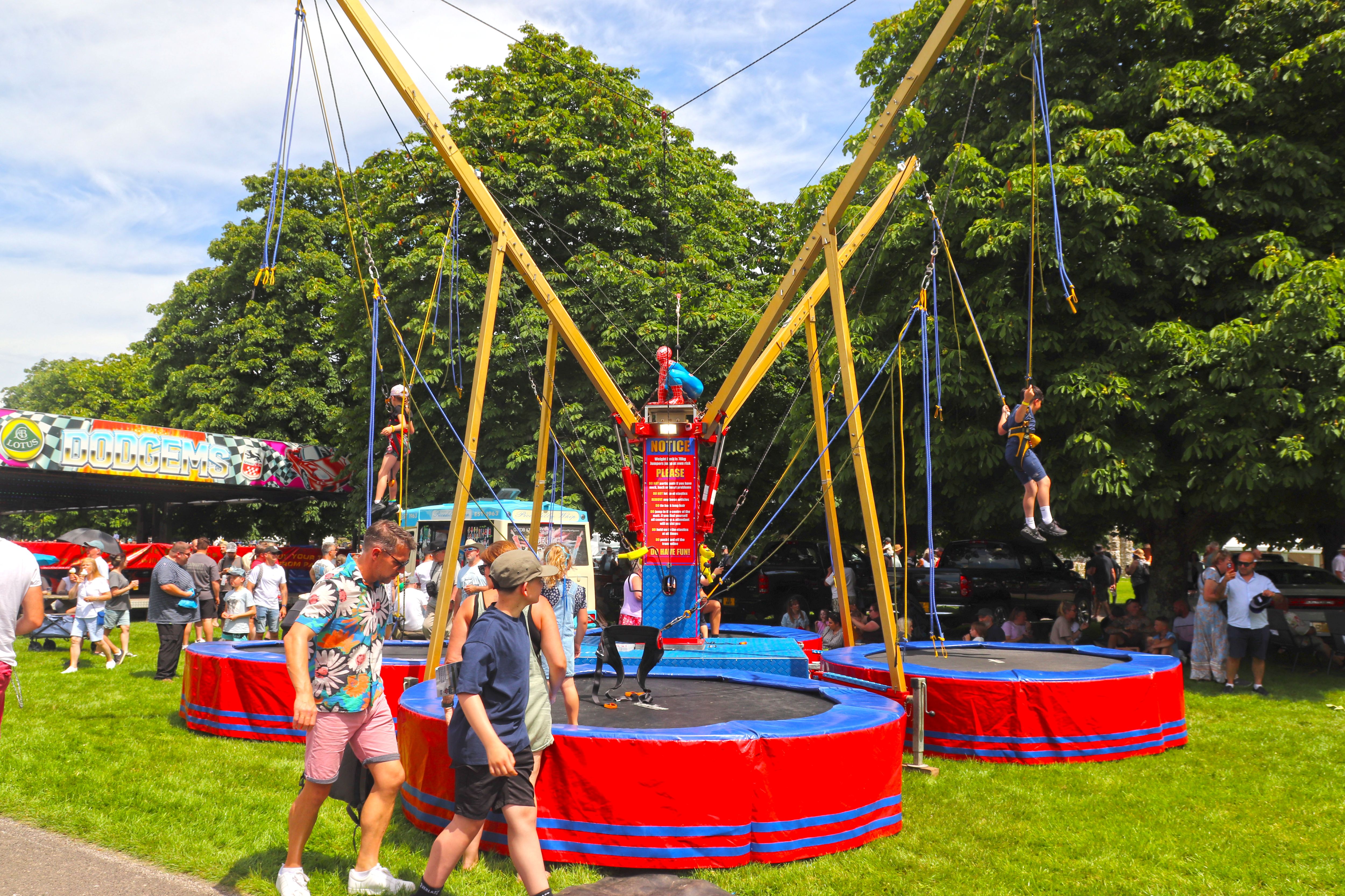 Fairground Rides At The Custom And American Show