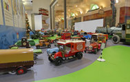 3Motoring In Miniature On T