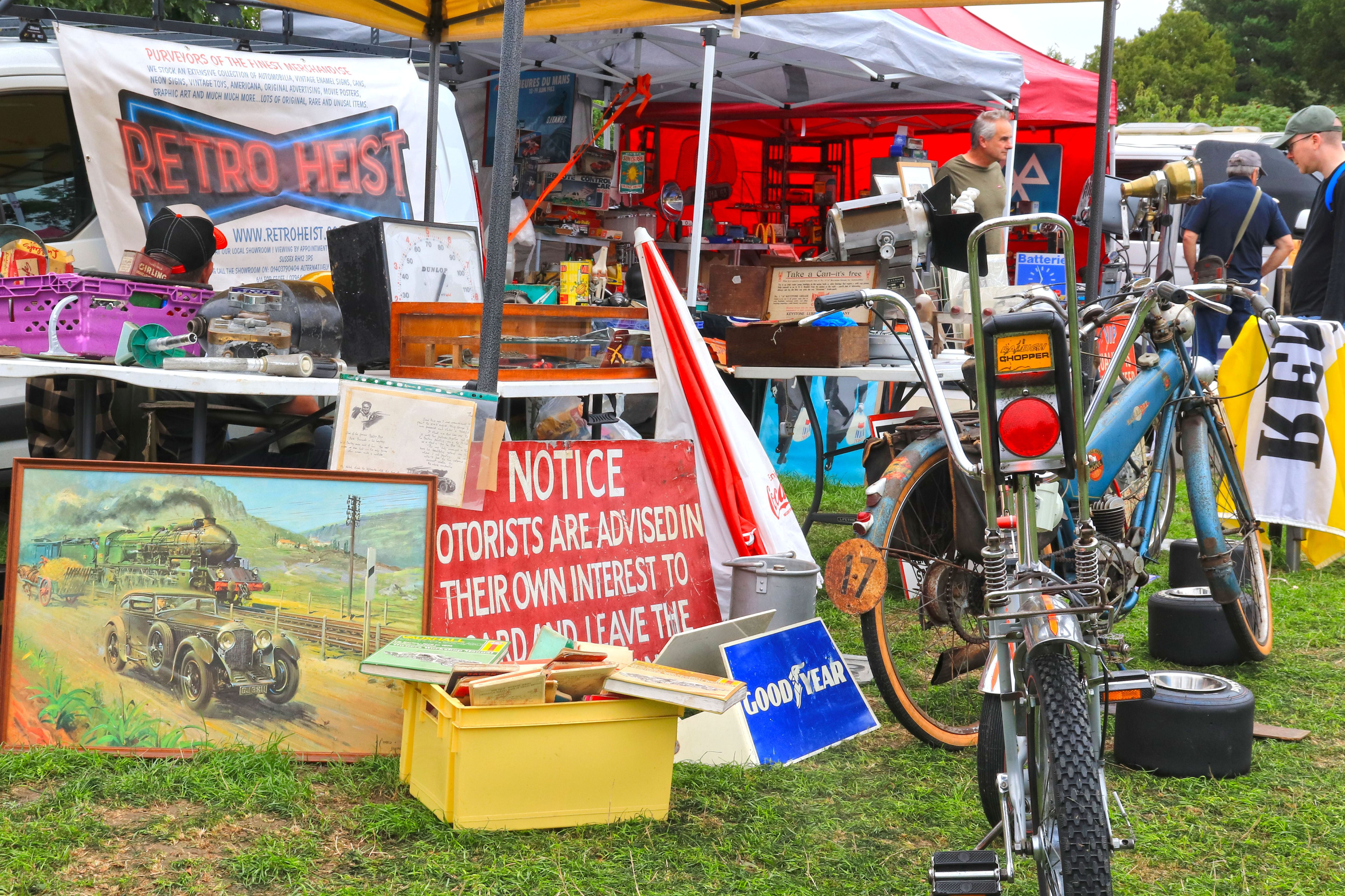 Automobilia In The International Autojumble