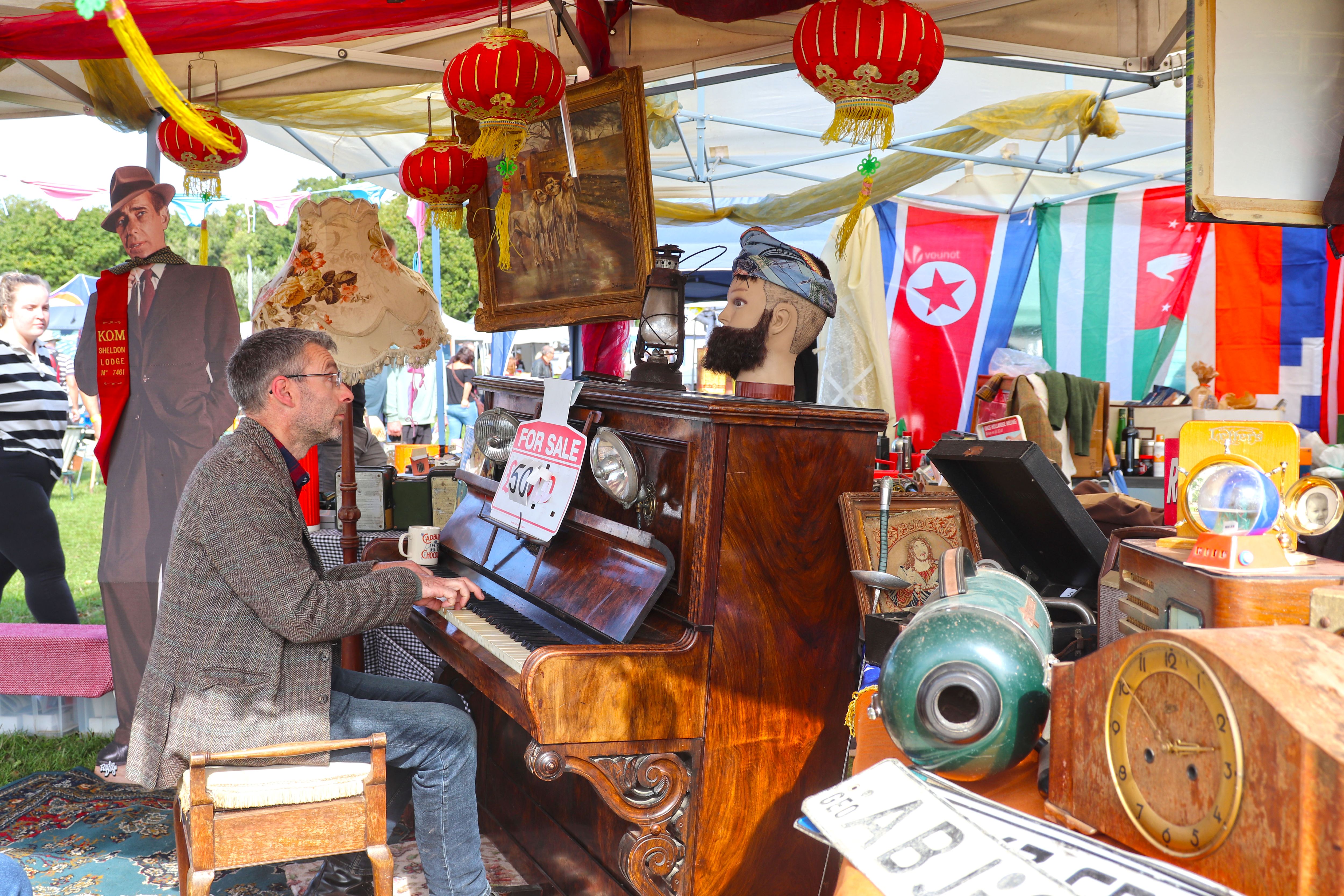 Live Piano At The International Autojumble