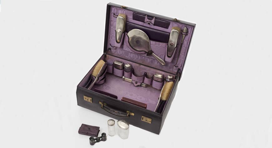 Desktop Attraction The Luxury Of Motoring Case W870px H475