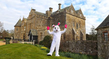 Easter Bunny At Beaulieu Over The Easter Weekend NEW.Jpgw870px H475px 2048X1118