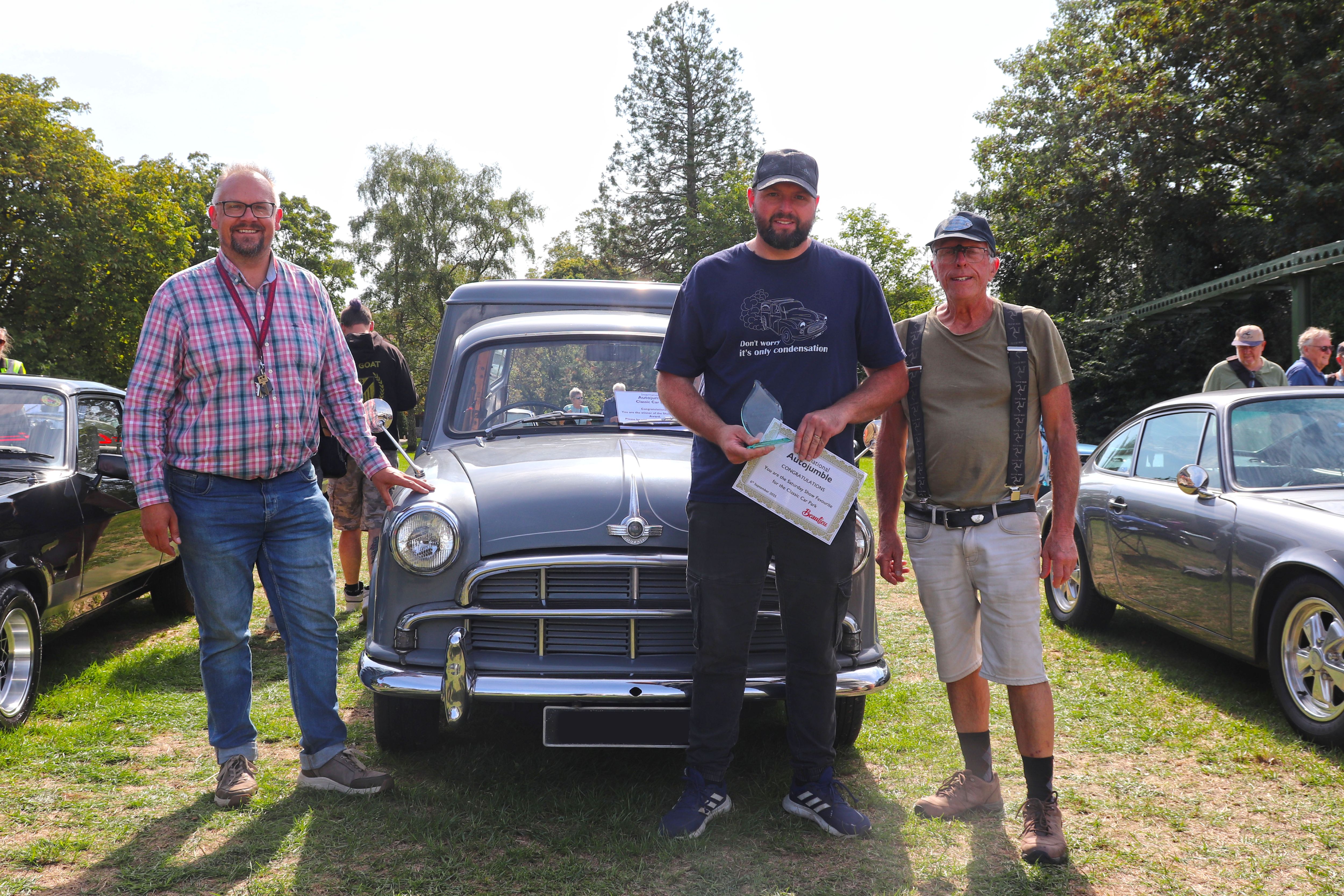 Show Favourite Classic Car Park