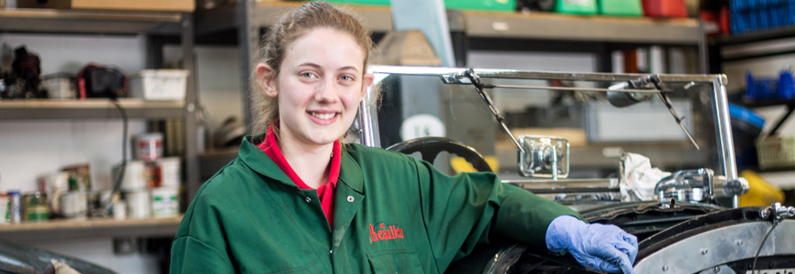 Desktop Thin Banner Apprentice Emily Leese870x300