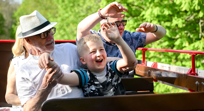 Veteran bus rides at Beaulieu 