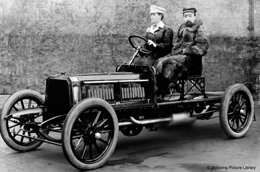 Camille du Gast and M.Barbarou in Benz 1903