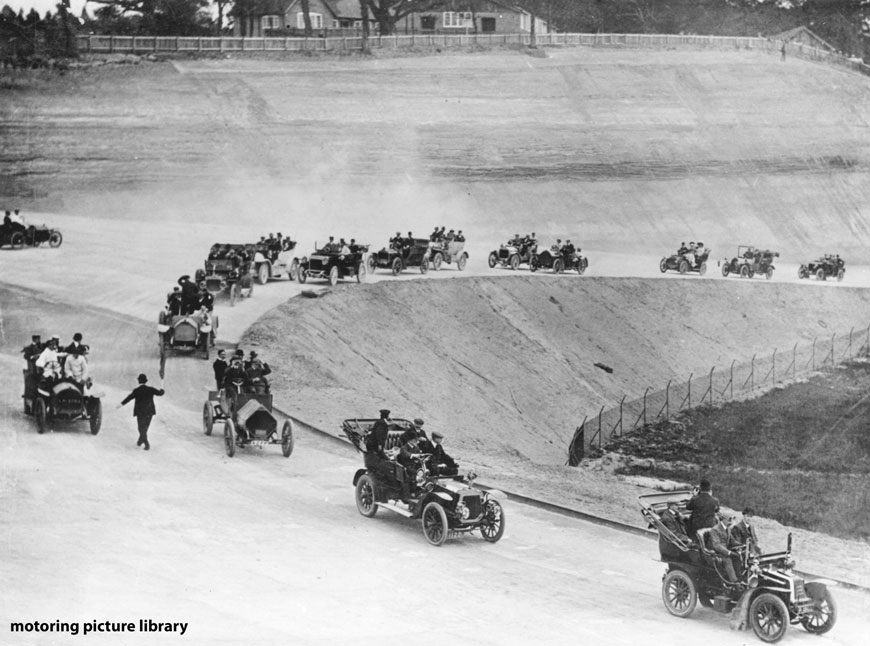 Brooklands Parade 1907