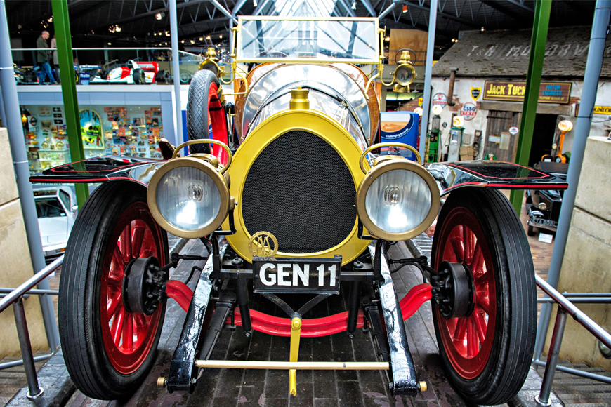 Film Chitty inside museum