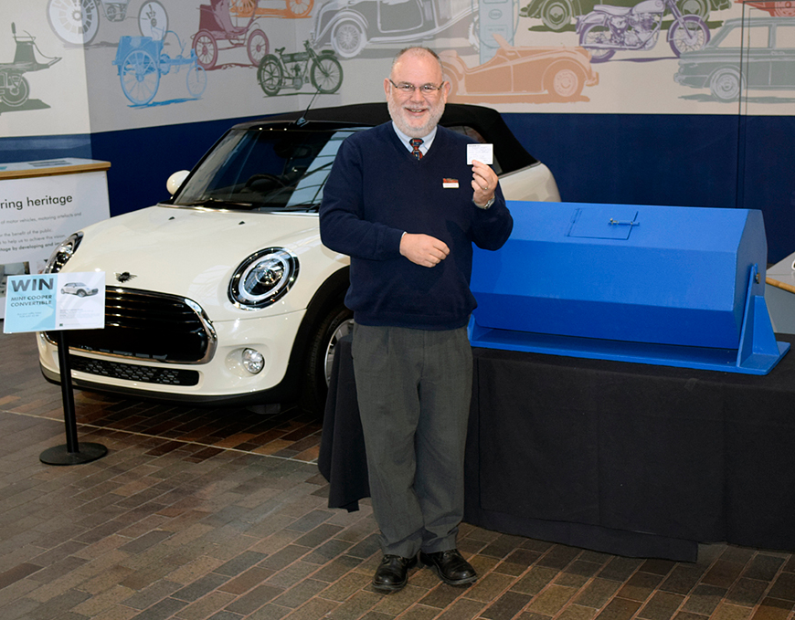 Desktop-Mini-Competition-(870x580)