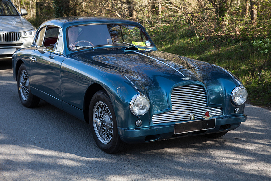 Desktop-news-1950-Aston-Martin-DB2---(870x580)