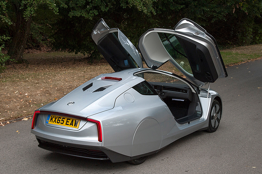 Simply-Electric-Volkswagon-XL1-hybrid-(870x580)