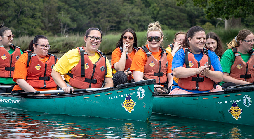 Corporate team building at Beaulieu. Canoeing