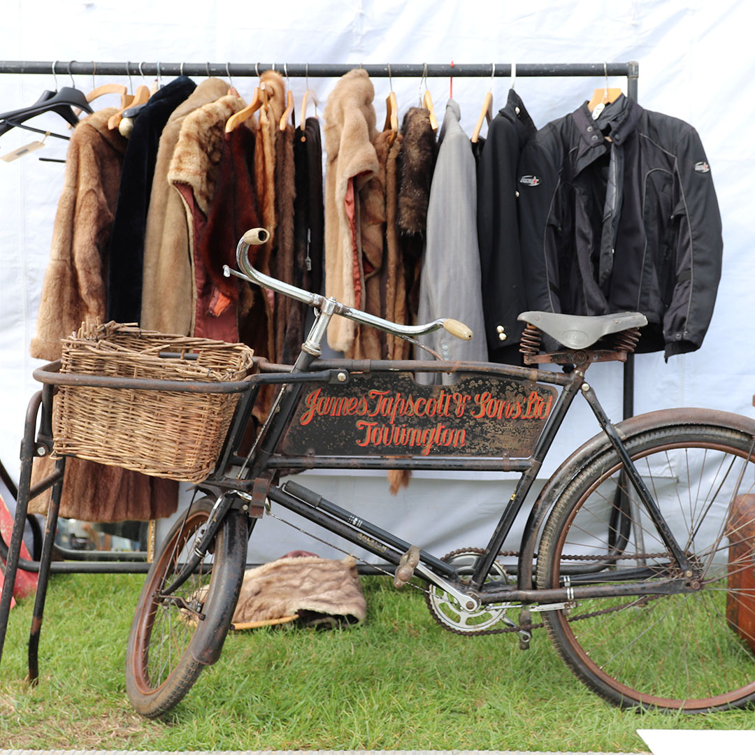 Vintage Market Spring autojumble