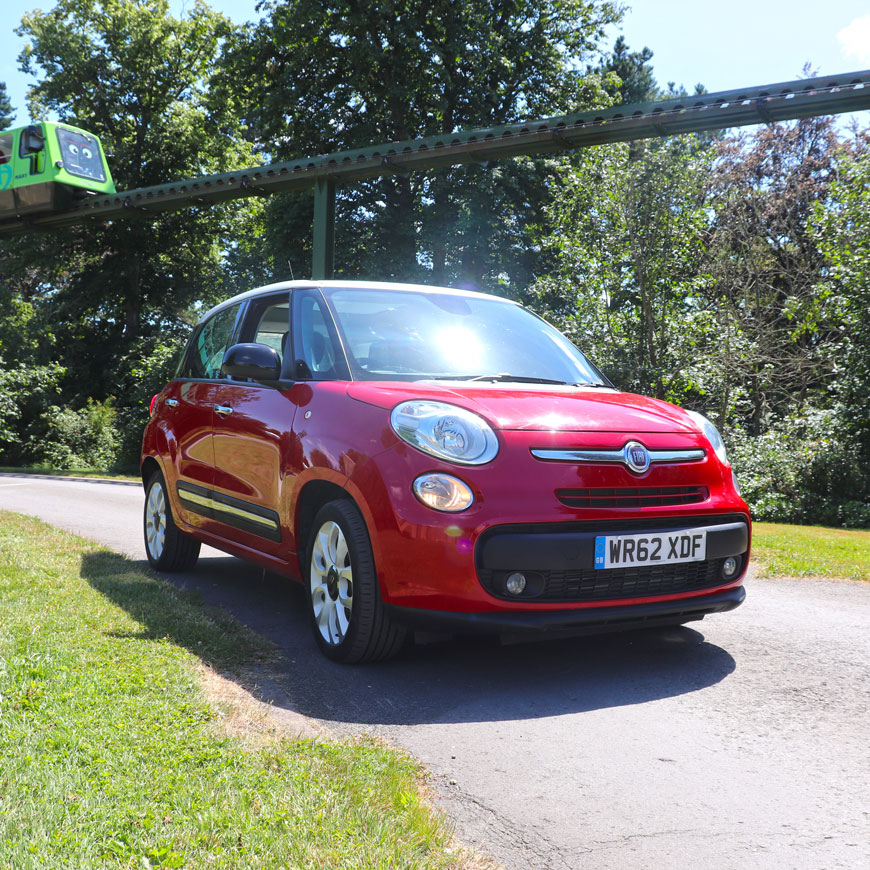Peter-Kay’s-Fiat-500L-from-Car-Share-drives-into-Beaulieu