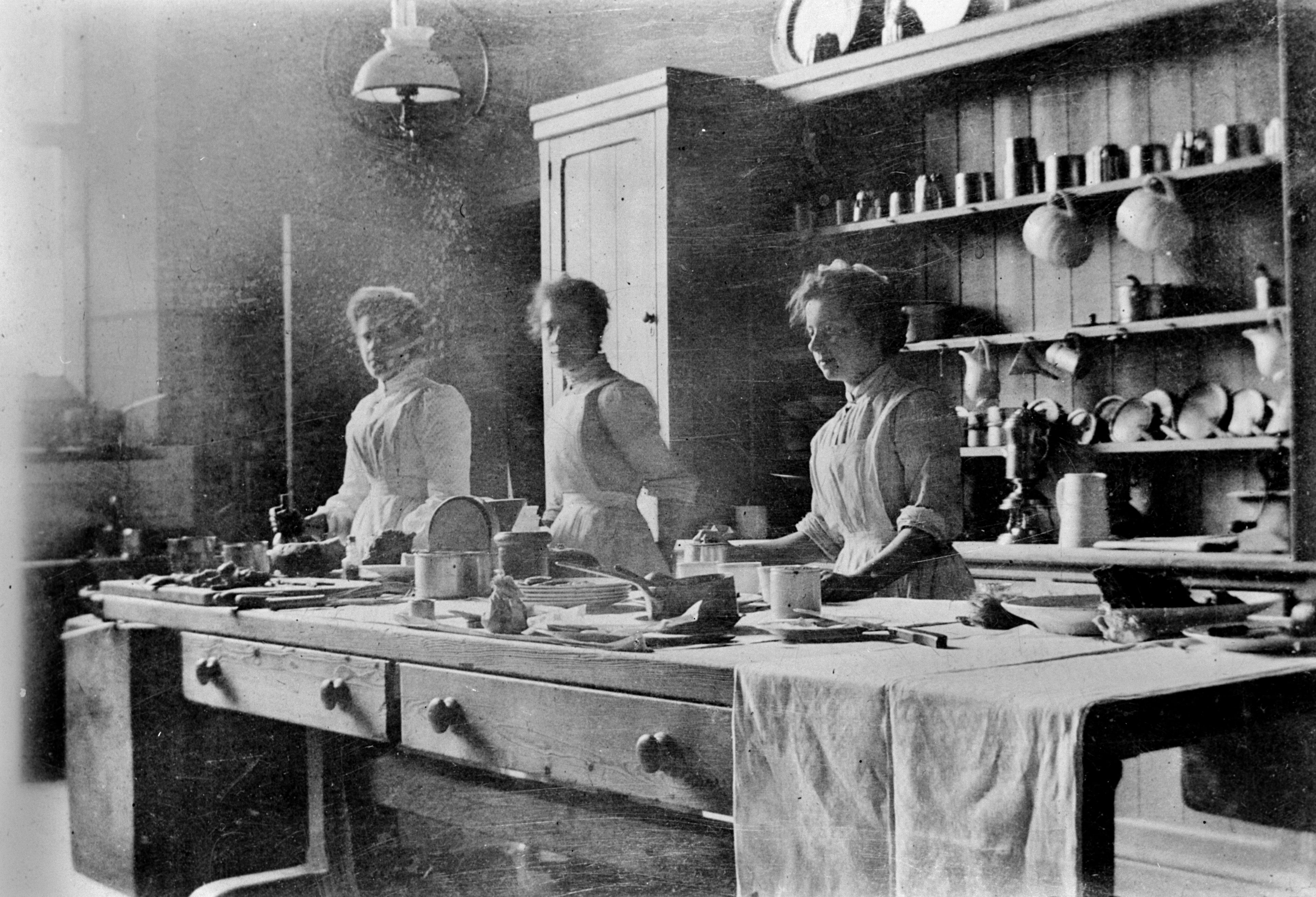 Original Victorian Kitchen, 1905