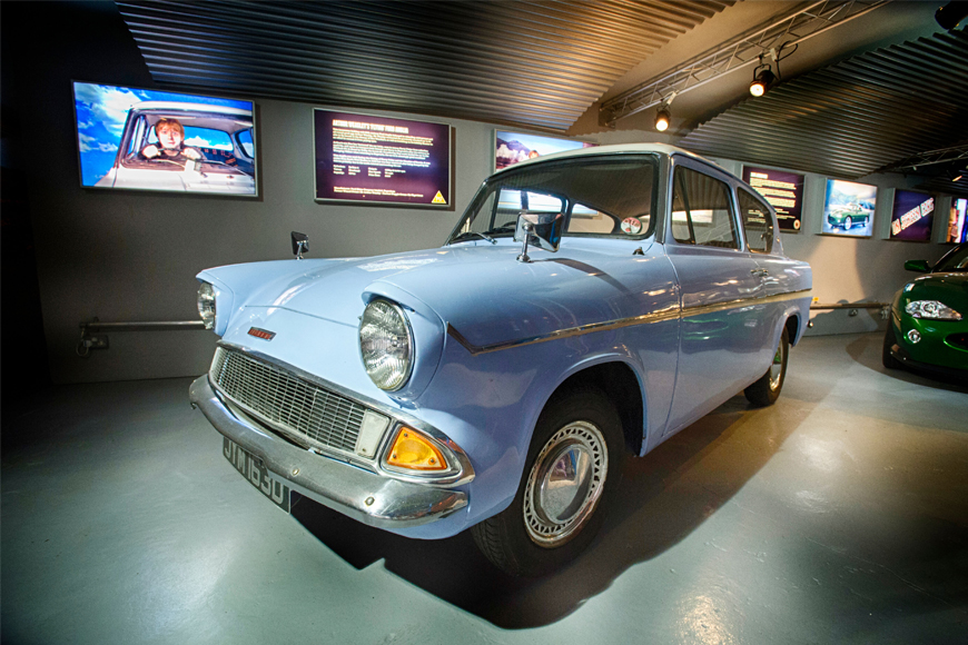 Harry Potter Ford Anglia